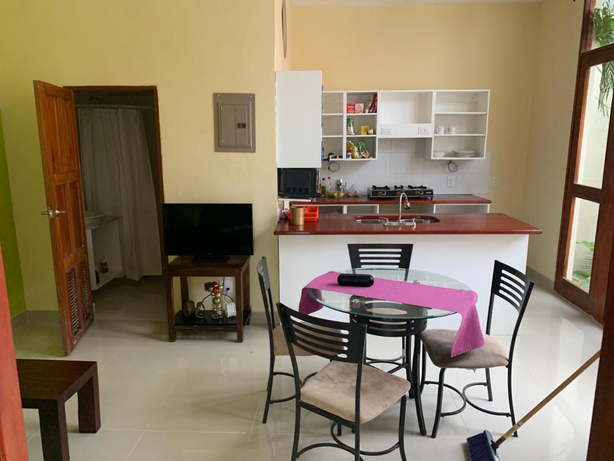 Apartamentos Casa Amarilla Granada Ngoại thất bức ảnh