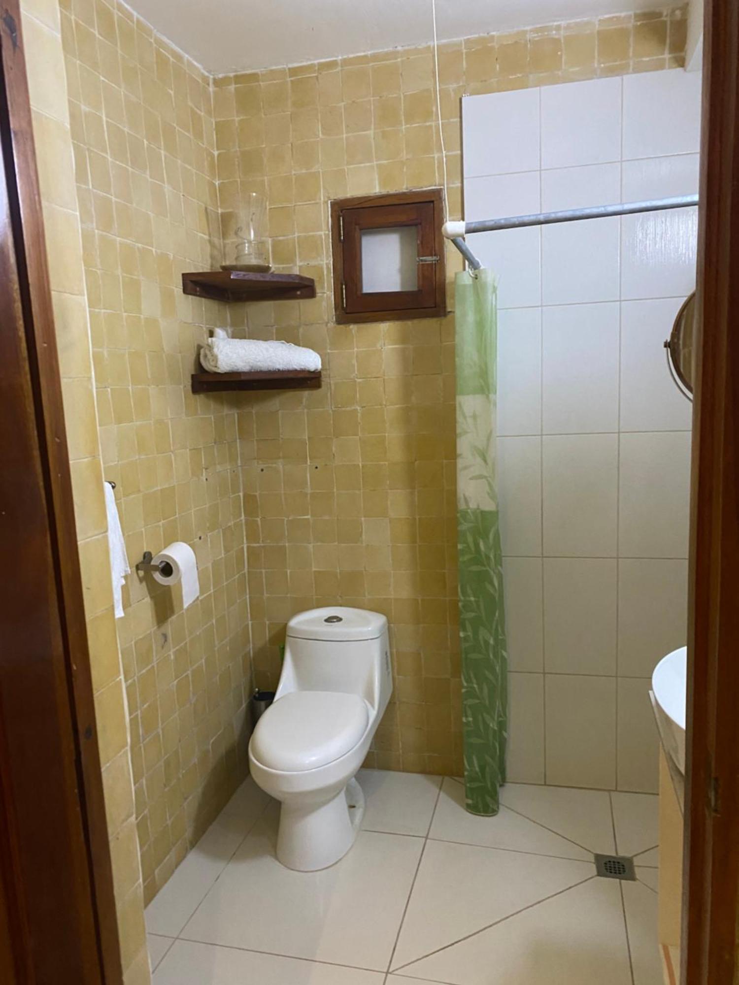 Apartamentos Casa Amarilla Granada Ngoại thất bức ảnh