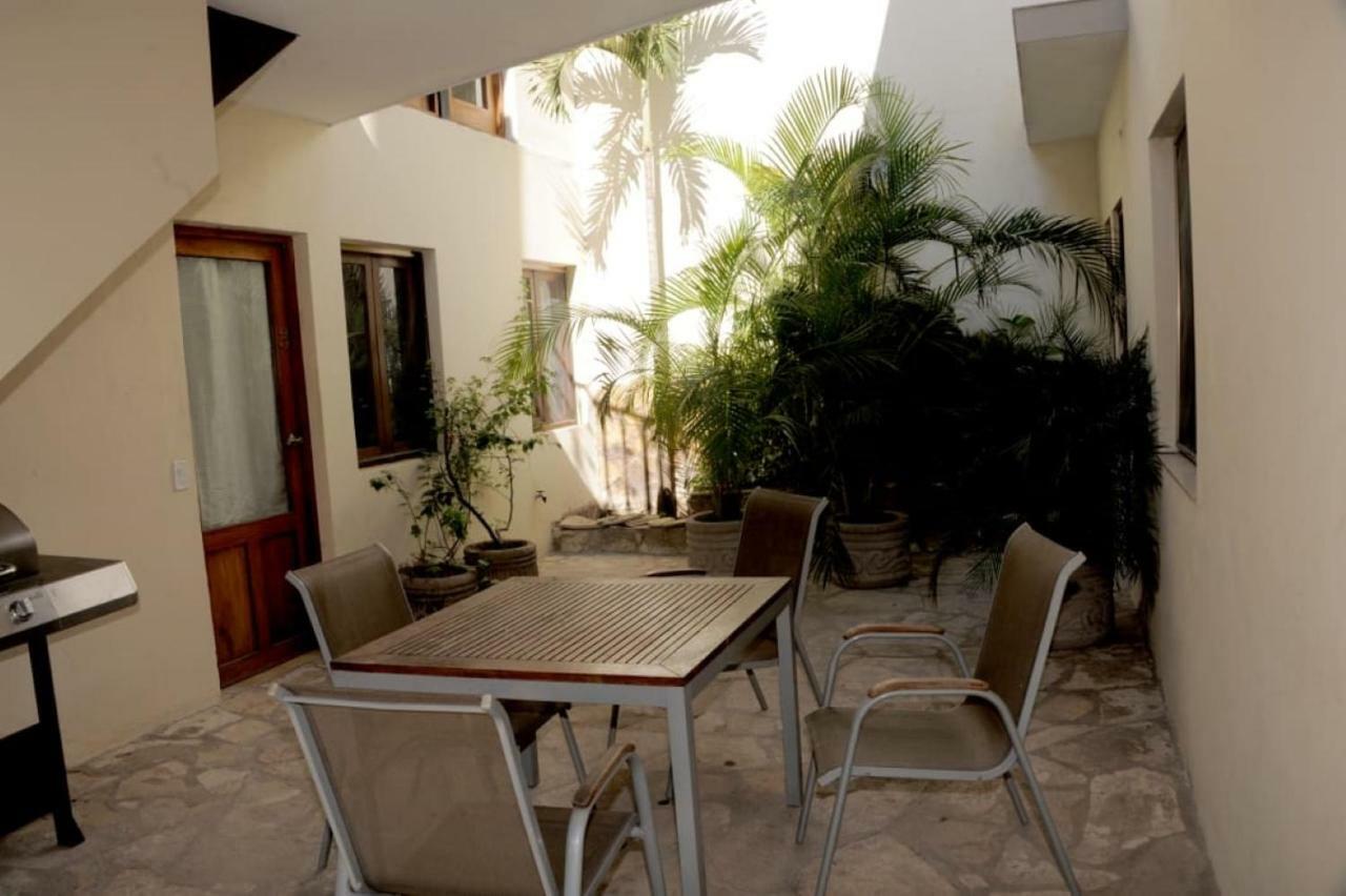 Apartamentos Casa Amarilla Granada Ngoại thất bức ảnh