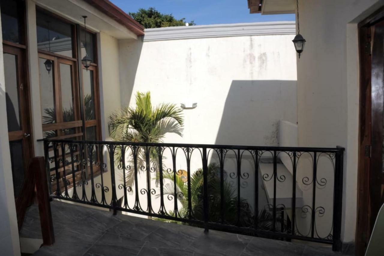 Apartamentos Casa Amarilla Granada Ngoại thất bức ảnh