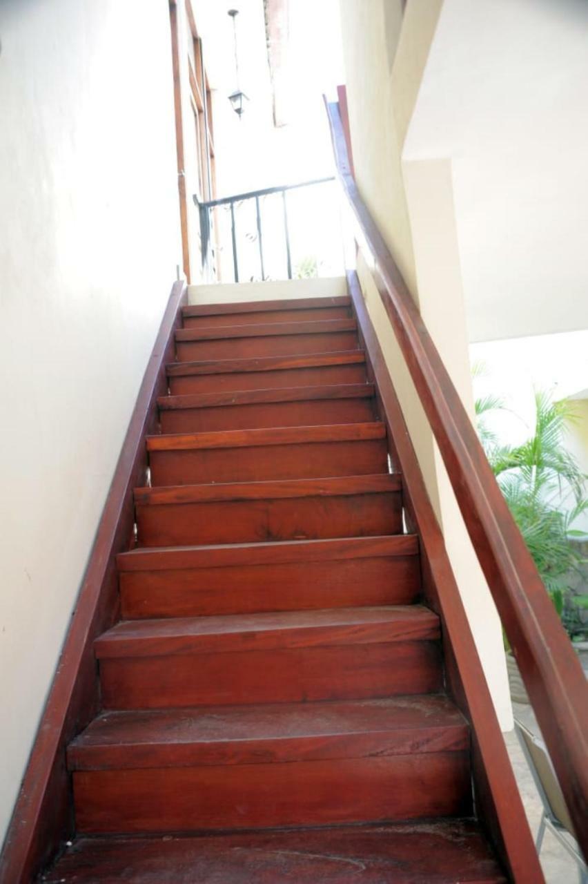 Apartamentos Casa Amarilla Granada Ngoại thất bức ảnh