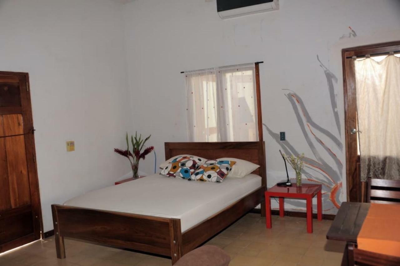 Apartamentos Casa Amarilla Granada Ngoại thất bức ảnh